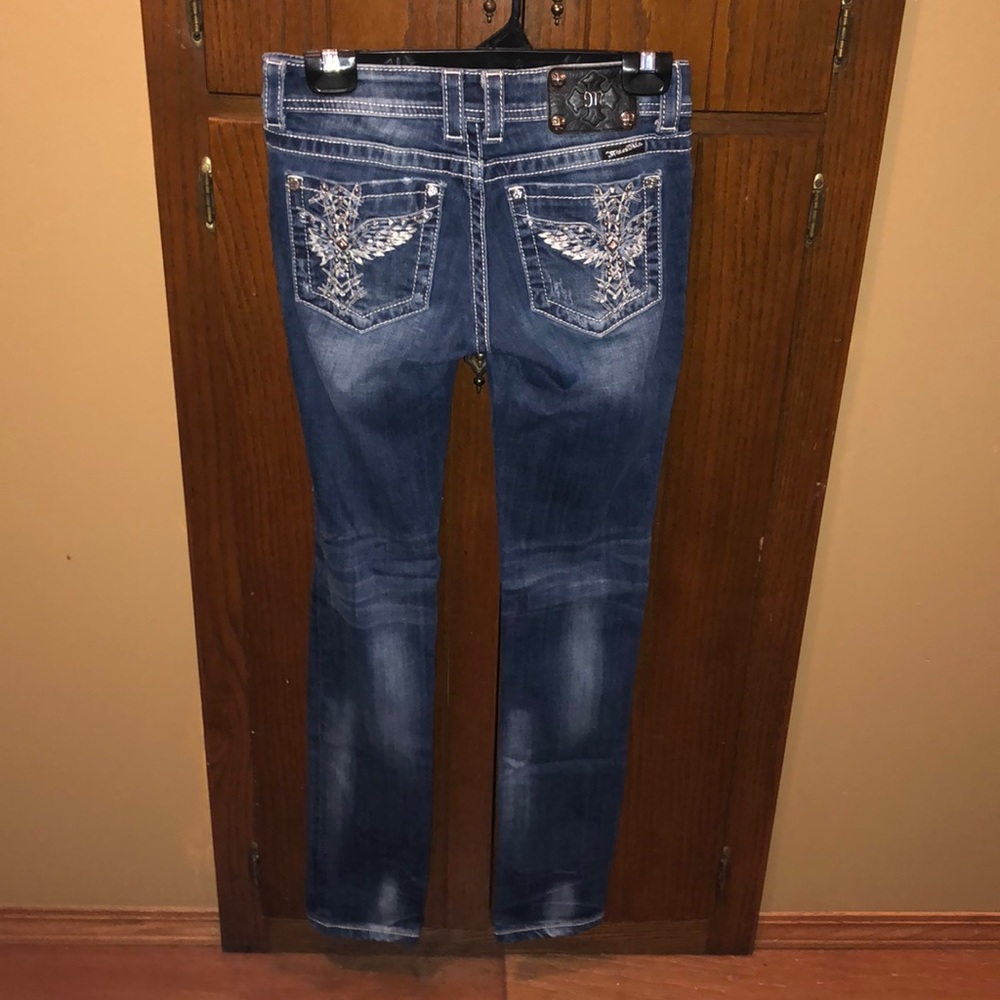 Jeans - Picture 2 of 3